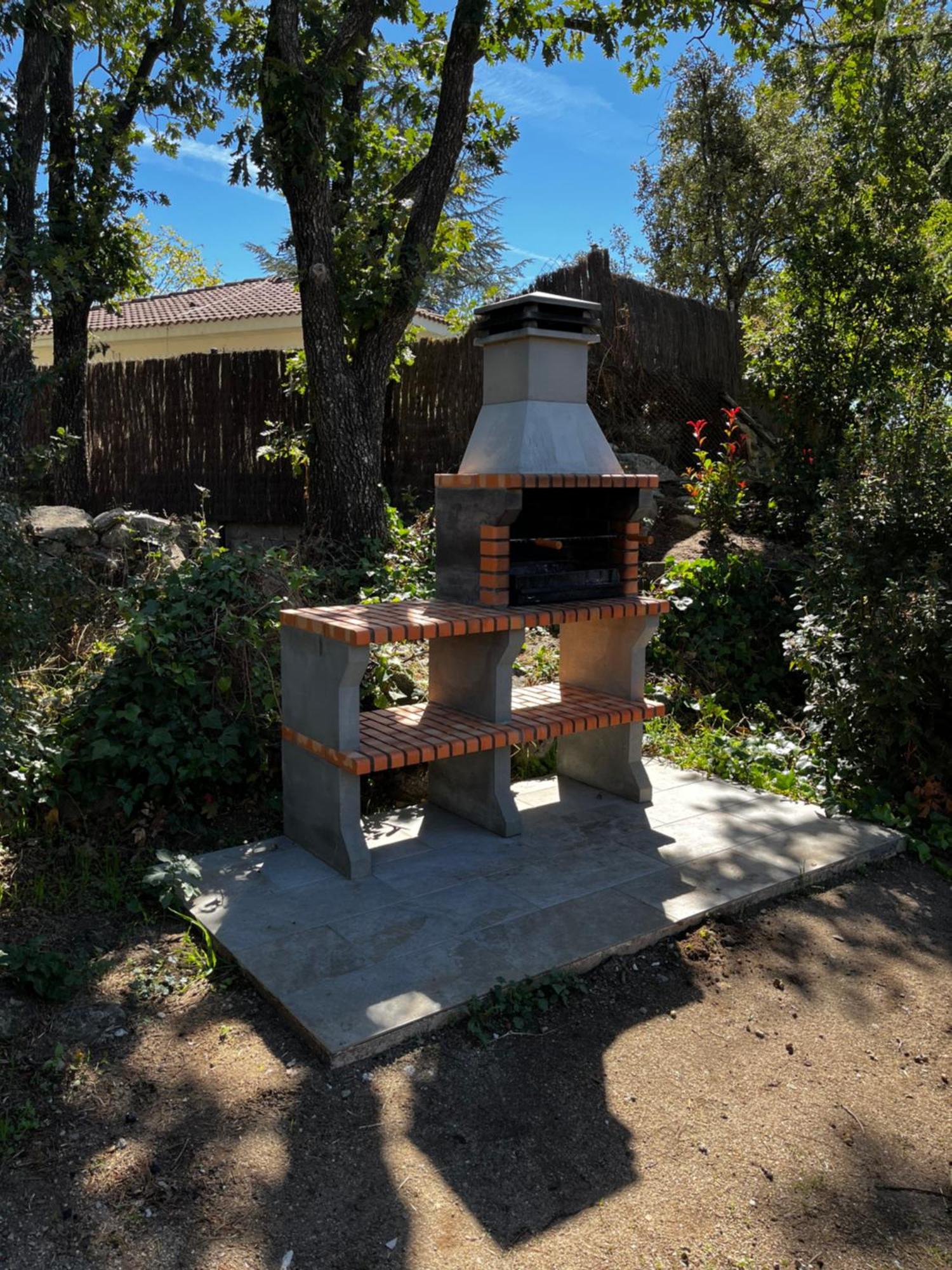 A Leira - Chalet Con Piscina En Бесерил де ла Сиера Екстериор снимка